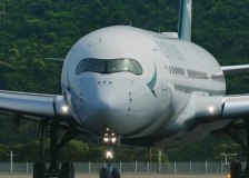 国泰航空公布上半年业绩 服务升级贯穿客舱产品与地面贵宾体验