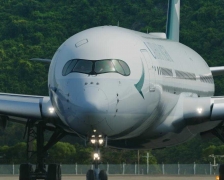 国泰航空公布上半年业绩 服务升级贯穿客舱产品与地面贵宾体验