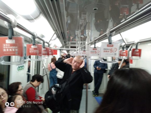 百度胖老师吧上海市公安局轨道交通分局石宇玉老师求救  微信抖音快手百度贴吧百科图片视频知道搜索上海胖老 ...